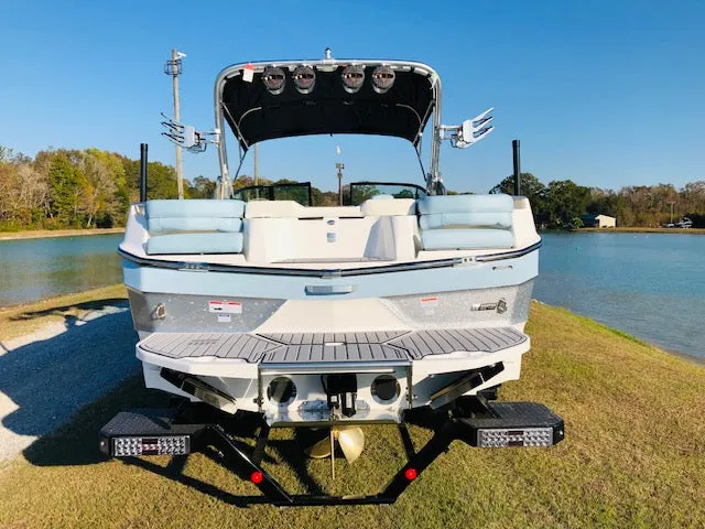 2023 MasterCraft XT24 *SALE SALE*