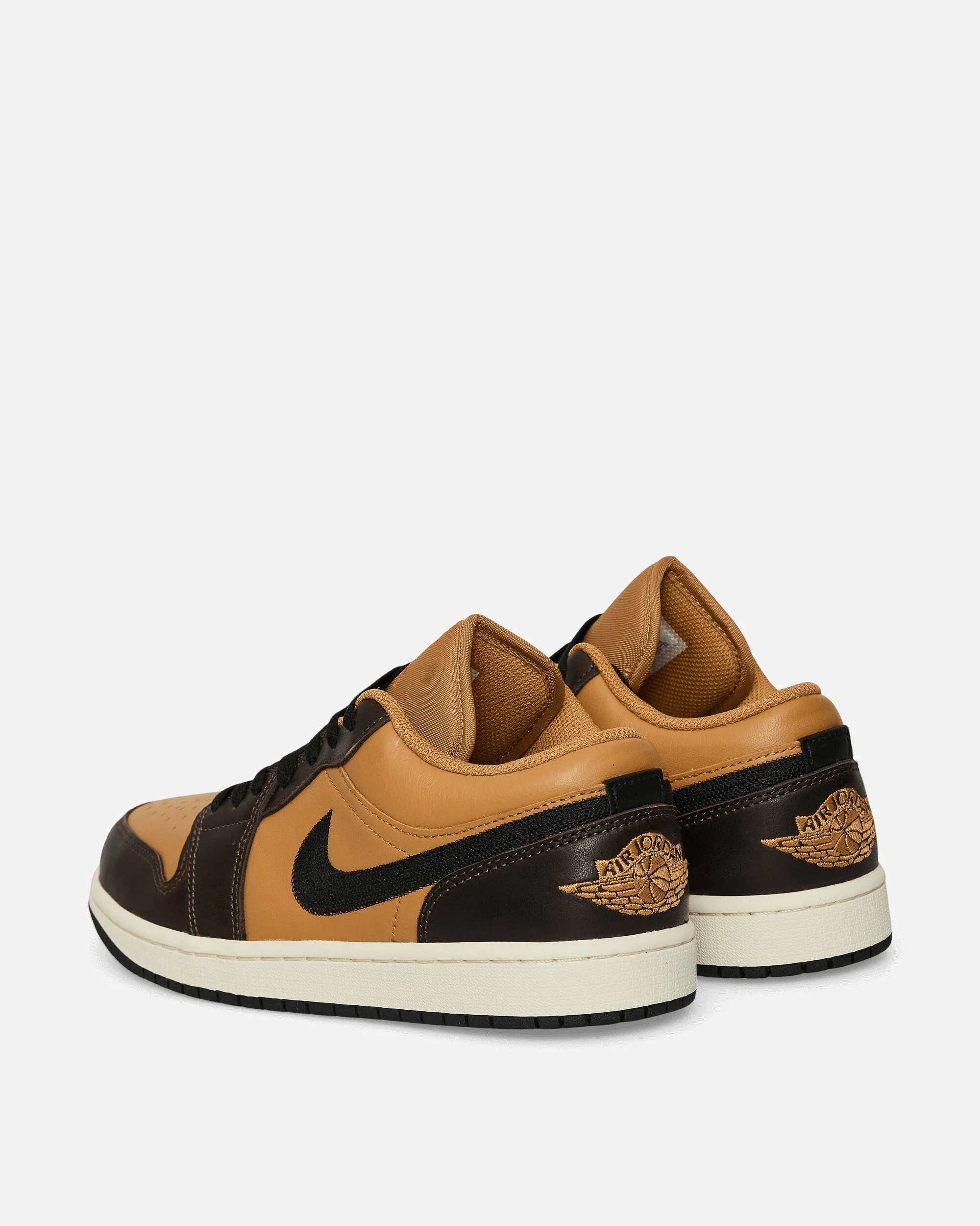 Air Jordan 1 Low Sneakers Flax / Baroque Brown