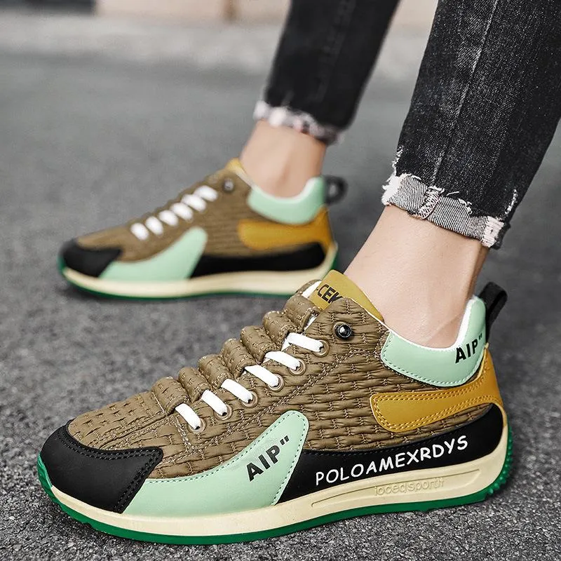 Comfortable and versatile waterproof casual shoes