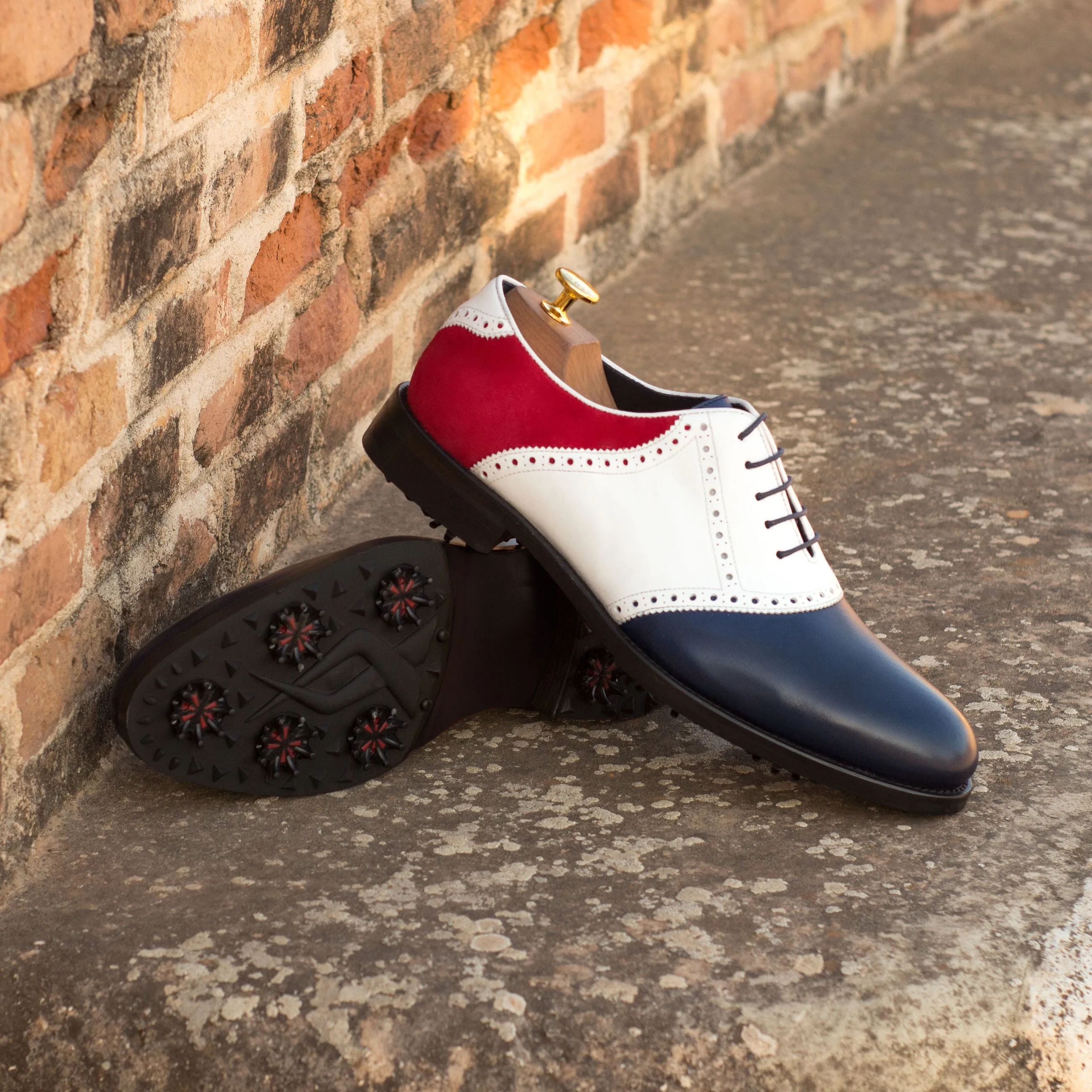 DapperFam Fabrizio Golf in White / Navy / Red Men's Italian Leather & Italian Suede Saddle