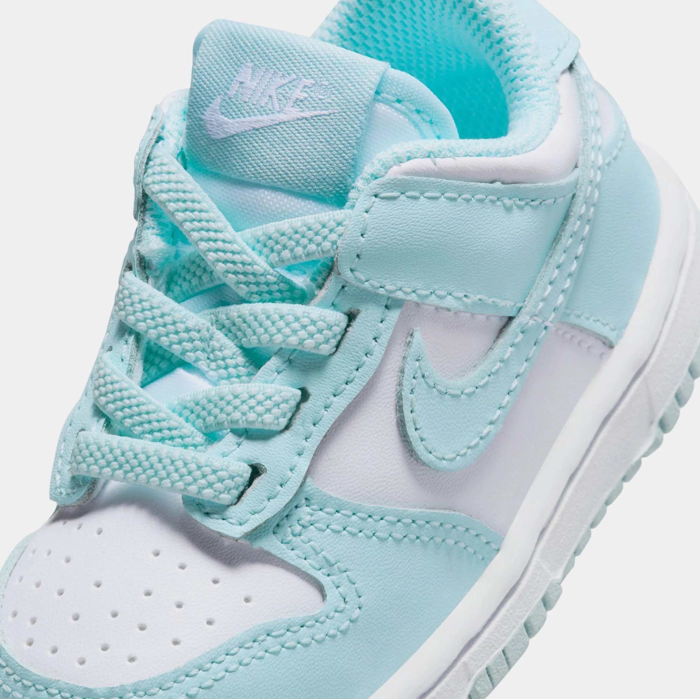 Dunk Low Glacier Blue Infant Toddler Lifestyle Shoes (White/Glacier Blue)