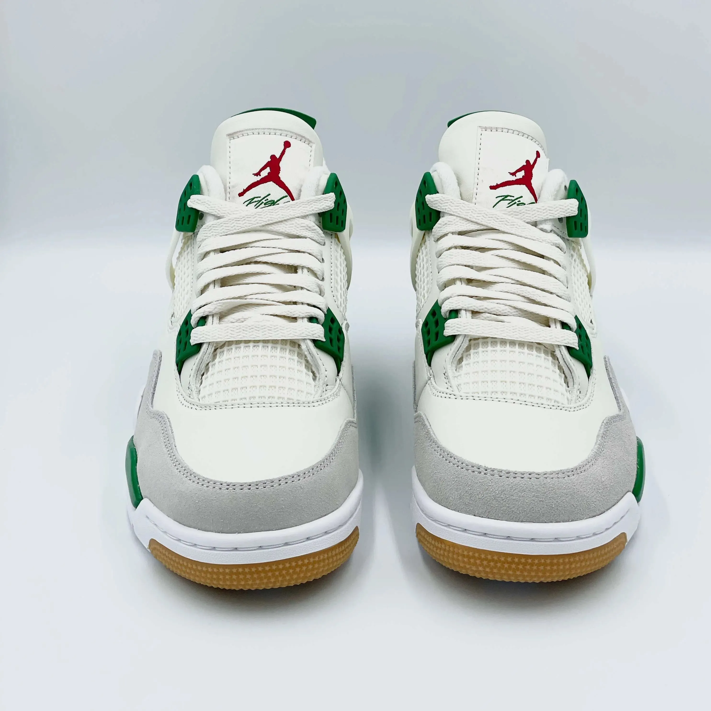 Jordan 4 Retro SB Pine Green