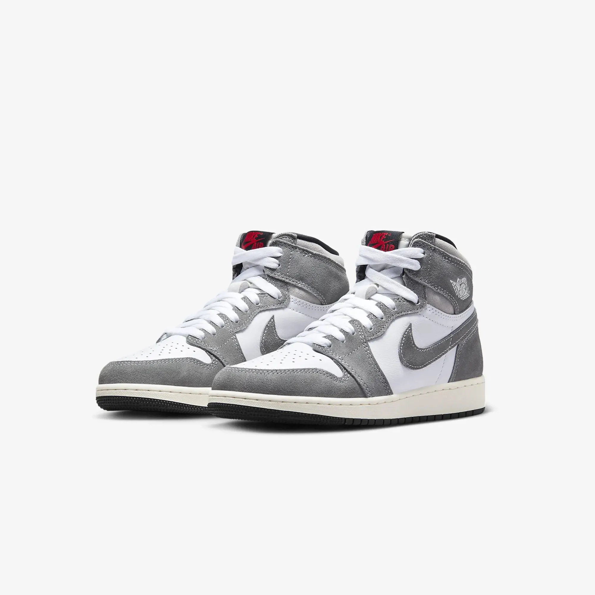 Jordan | AIR JORDAN 1 HIGH OG  { BLACK/WHITE/LIGHT SMOKE GREY