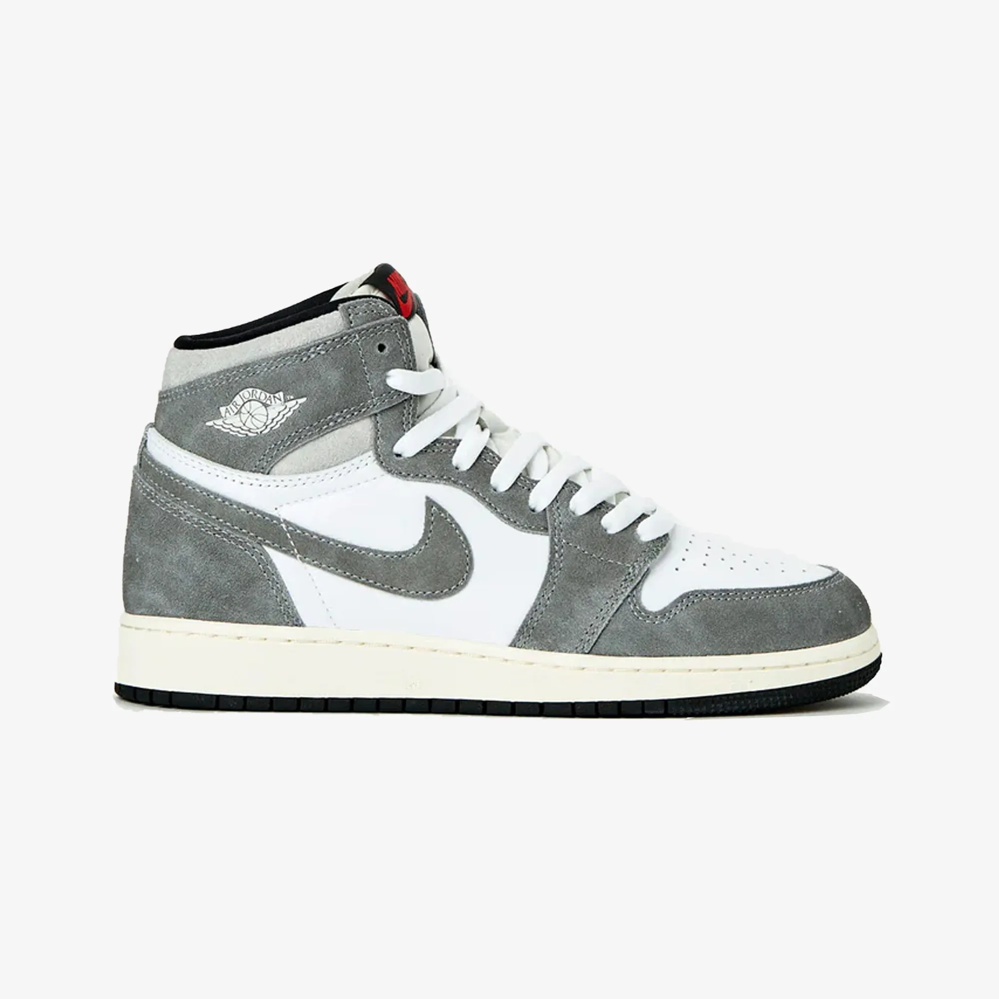 Jordan | AIR JORDAN 1 HIGH OG  { BLACK/WHITE/LIGHT SMOKE GREY