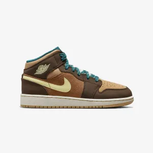 Jordan | AIR JORDAN 1 MID SE  { CACAO WOW/LUMINOUS GREEN-ALE BROWN