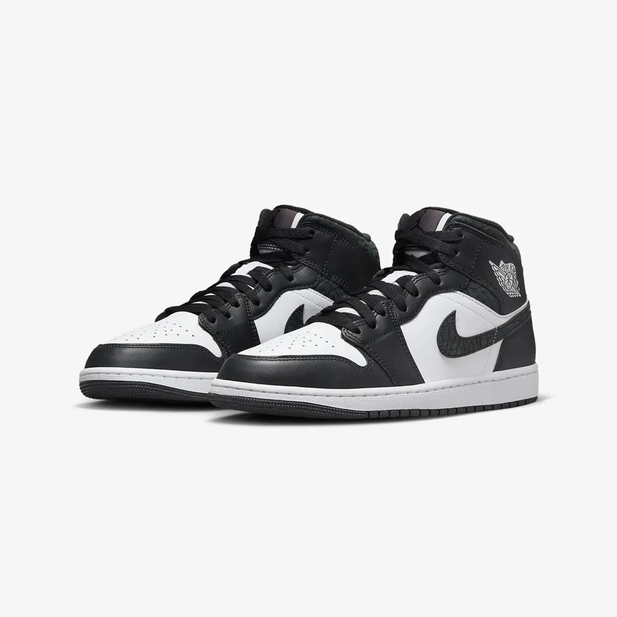 Jordan | AIR JORDAN 1 MID SE  { OFF NOIR/BLACK-WHITE-BLACK