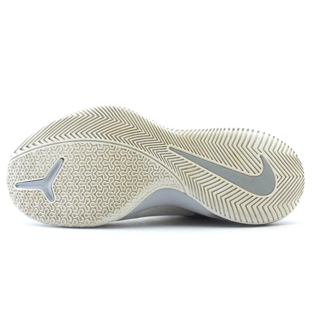 NIKE AIR VERSATILE 2