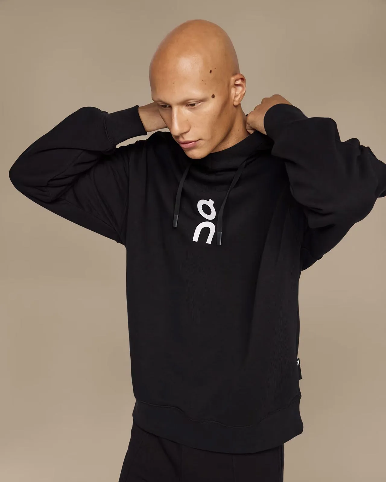 On Club Hoodie 1.0 M - Black