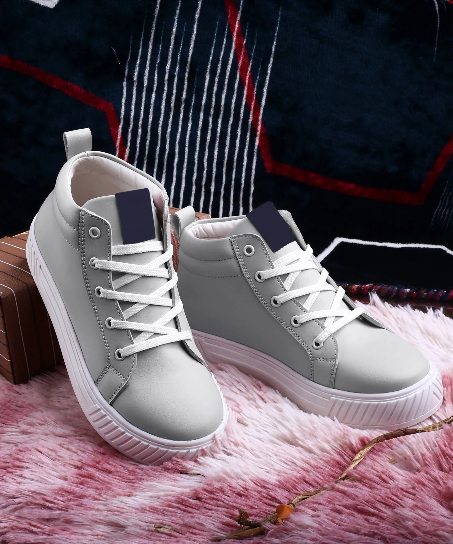 Women's New Stylish High-end Fashionable Sneakers